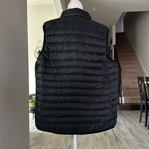 Amazon Essentials Puffer Back Vest Lightweight Mocked M Zip Up Water Resistant - Picture 4 of 11